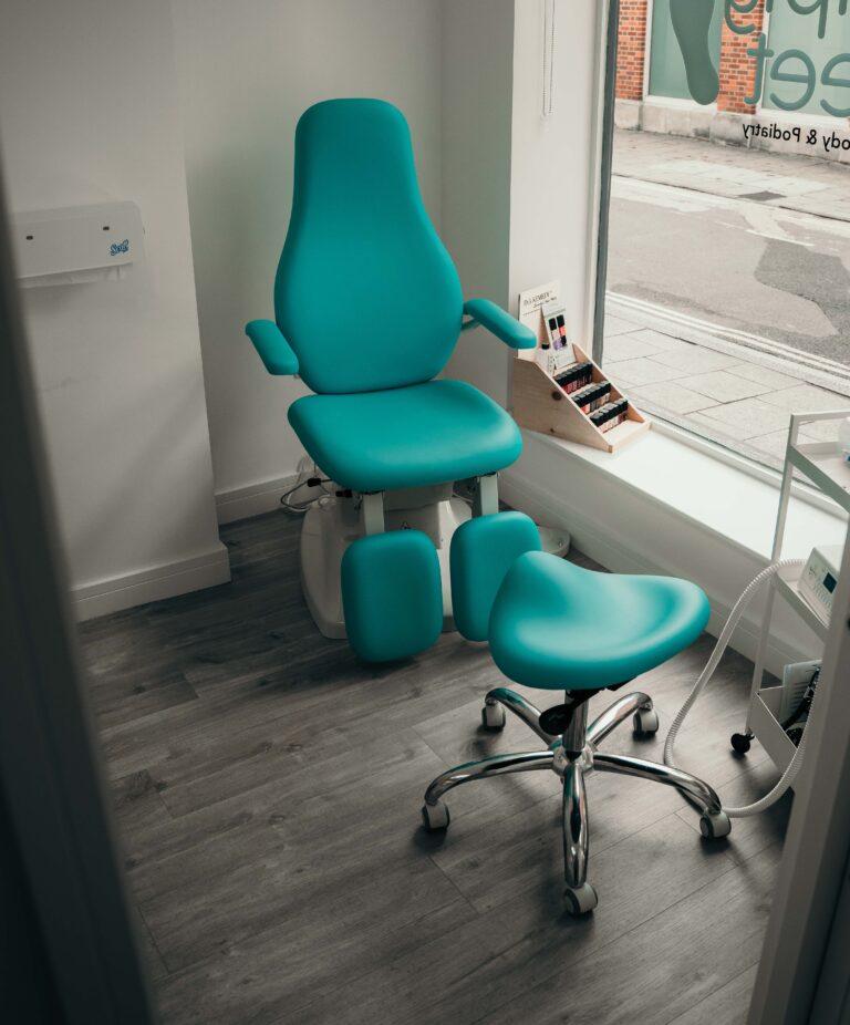 Simply Feet clinic front main practice room chair